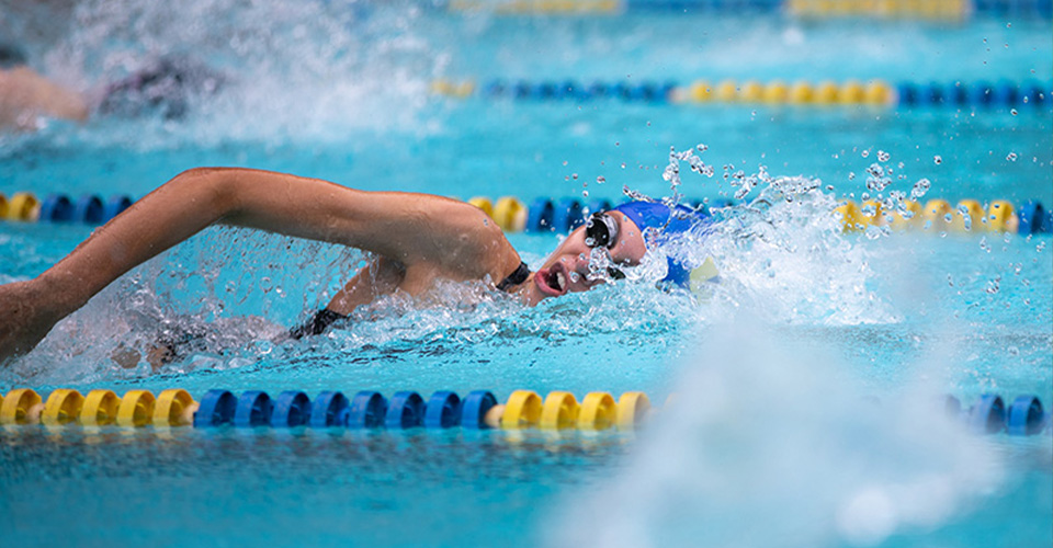 EL AGUA Y LA NATACIÓN COMO TERAPIA